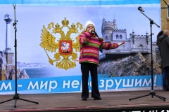 юная певица