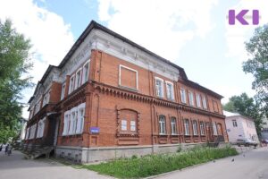 В Сыктывкаре приступили к ремонту в здании будущей православной школы