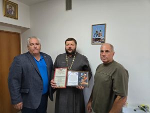Прихожан храма Новомучеников поблагодарили за помощь российским бойцам