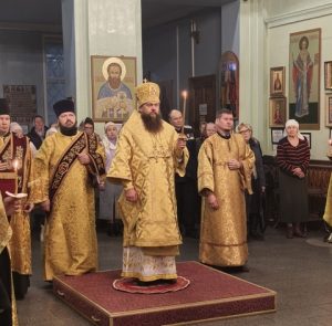 Митрополит Филипп впервые совершил богослужение в Ухте