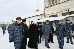 В преддверии Великого поста митрополит Филипп посещает исправительные учреждения
